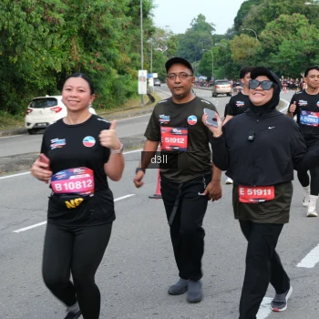 Runner Photo 4087175
