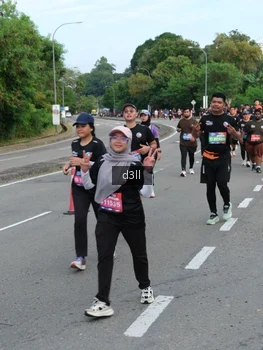 Runner Photo 4087196