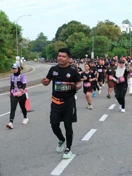 Runner Photo 4087200