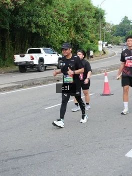 Runner Photo 4087215