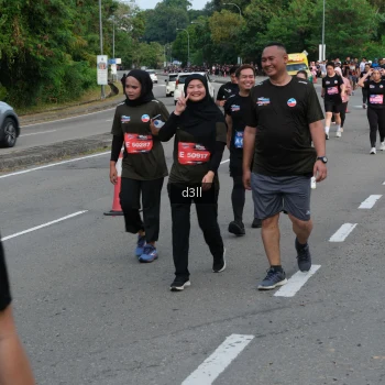 Runner Photo 4087250