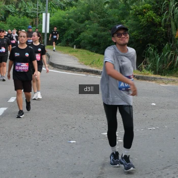 Runner Photo 4087338