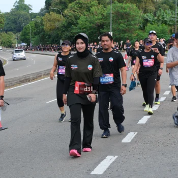 Runner Photo 4087339