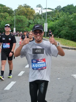 Runner Photo 4087343