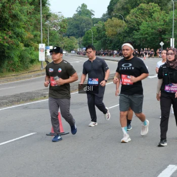 Runner Photo 4087358