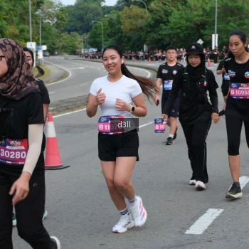 Runner Photo 4087360