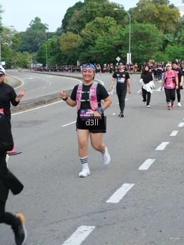 Runner Photo 4087379