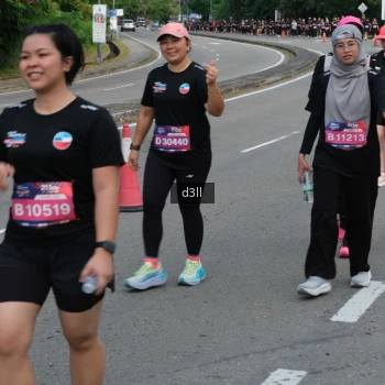 Runner Photo 4087393