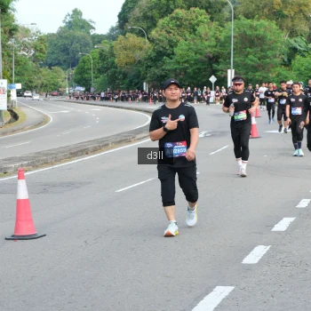 Runner Photo 4087567