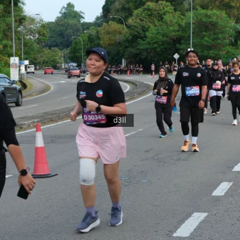 Runner Photo 4087642