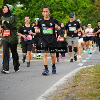 Runner Photo 4087648