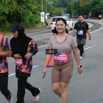 Runner Photo 4087659