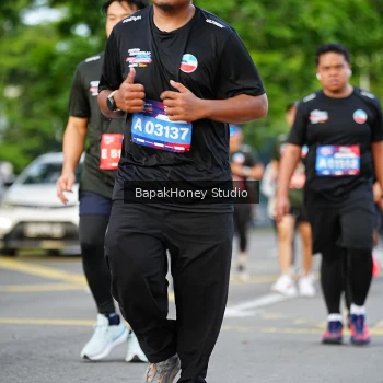 Runner Photo 4087859