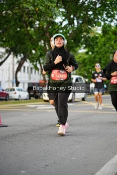 Runner Photo 4087861