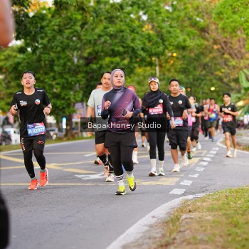 Runner Photo 4087935
