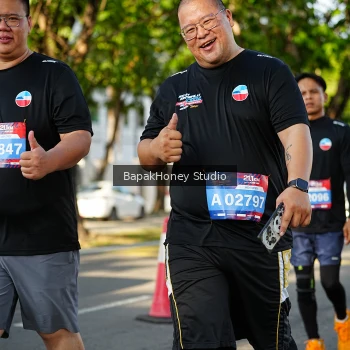 Runner Photo 4088076