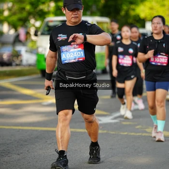Runner Photo 4088104