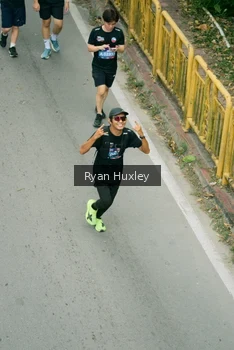 Runner Photo 4088855