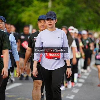 Runner Photo 4089344