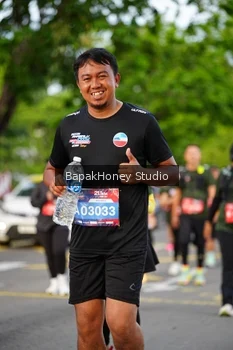 Runner Photo 4089396