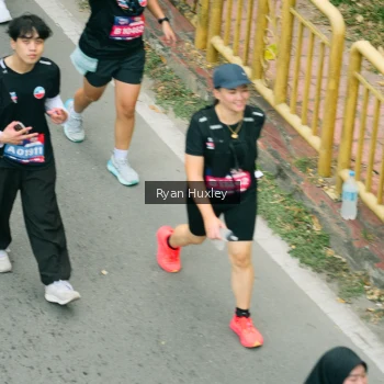 Runner Photo 4090118
