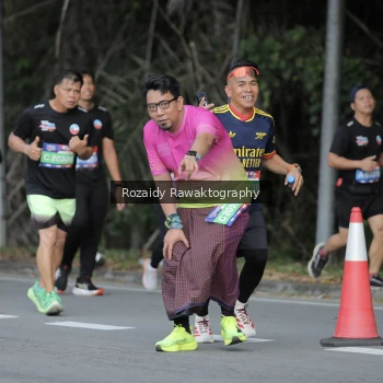 Runner Photo 4090204
