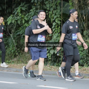 Runner Photo 4090224