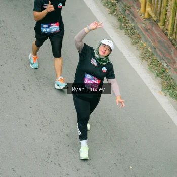Runner Photo 4090309
