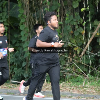 Runner Photo 4090316