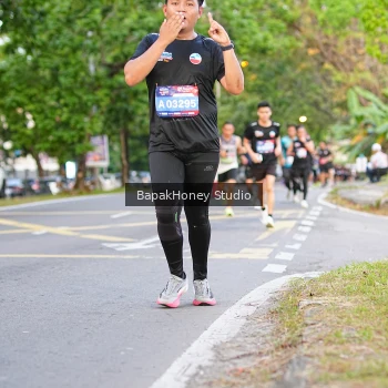 Runner Photo 4090391
