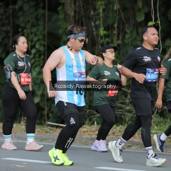 Runner Photo 4090412