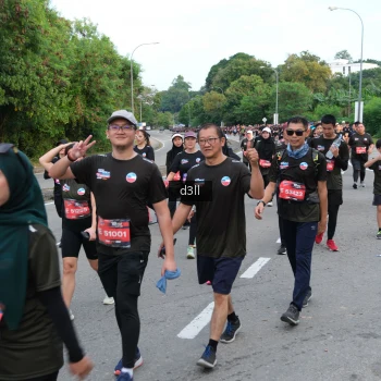 Runner Photo 4090435