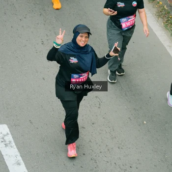 Runner Photo 4090456