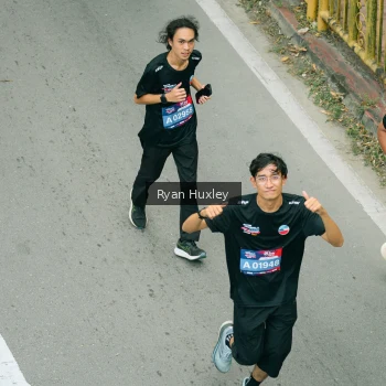 Runner Photo 4090524