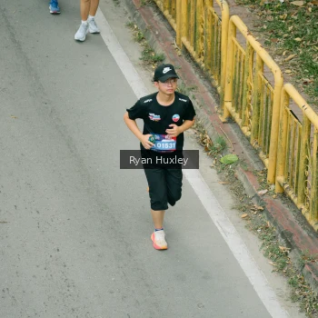 Runner Photo 4090671