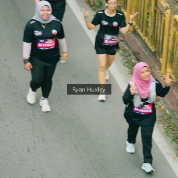Runner Photo 4090708