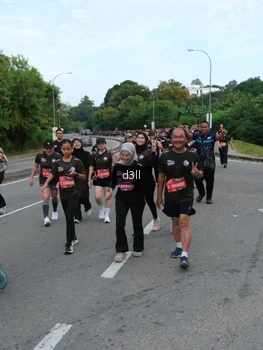 Runner Photo 4090775