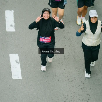 Runner Photo 4091052