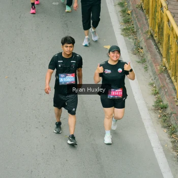 Runner Photo 4091075