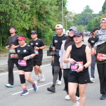 Runner Photo 4091131