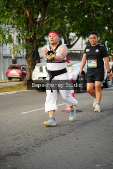 Runner Photo 4091215