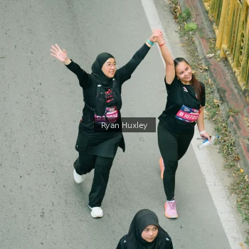 Runner Photo 4091393