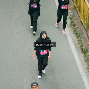 Runner Photo 4091407