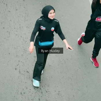 Runner Photo 4091416