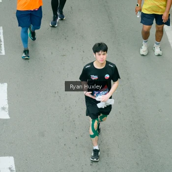 Runner Photo 4091656