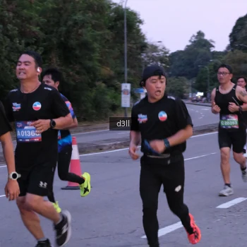 Runner Photo 4091685