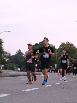 Runner Photo 4091717