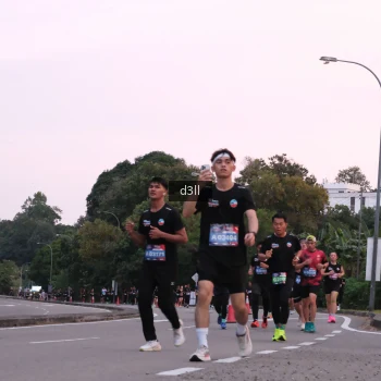 Runner Photo 4091724
