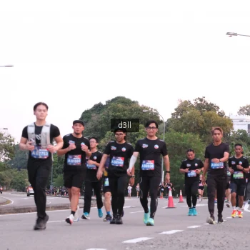 Runner Photo 4091743