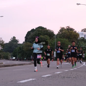 Runner Photo 4091752